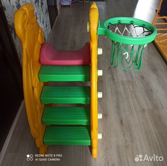 Детская горка пластиковая бу зарезервирована