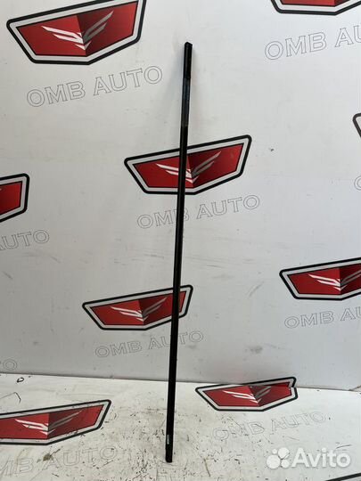 Молдинг стекла наружний правый Опель Астра J GTC