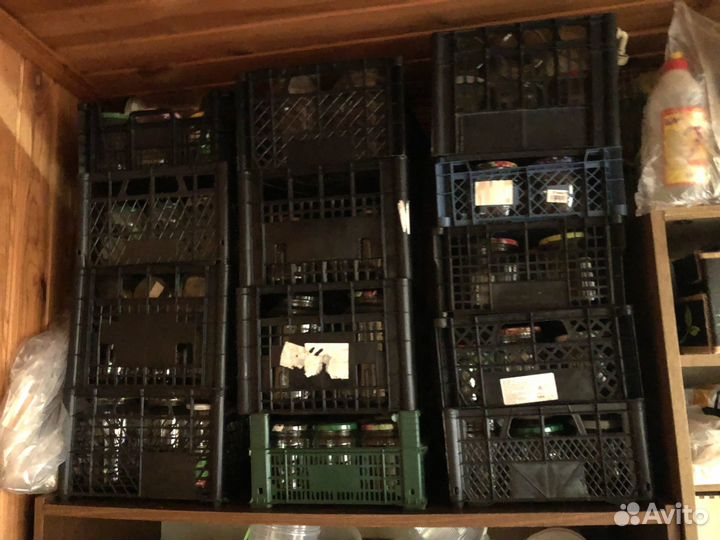 Банки с крышками