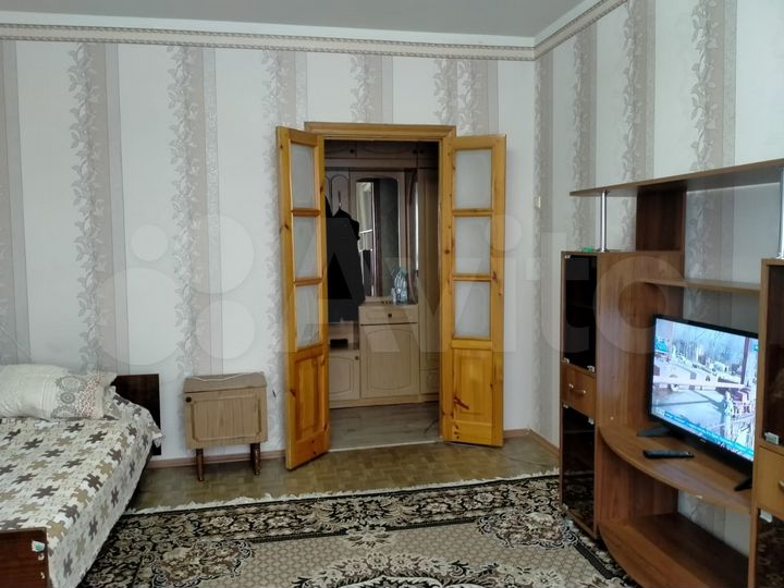 4-к. квартира, 83 м², 8/9 эт.
