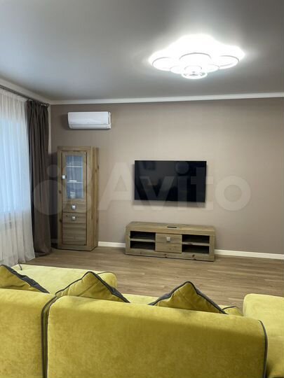 2-к. квартира, 68 м², 2/2 эт.