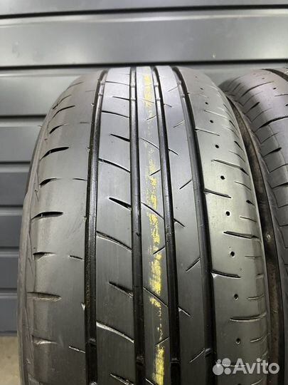 Bridgestone Playz PX-RV II 215/55 R17 94V