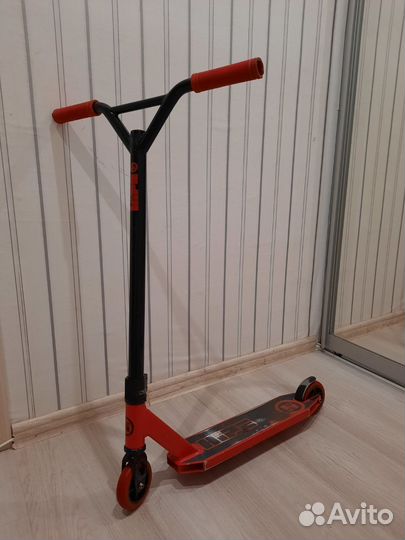 Трюковой самокат hipe h1