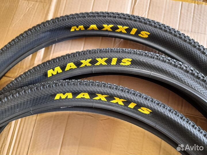 Покрышки maxxis pace M333 новые