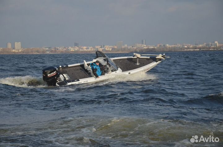 Катер-лодка алюминиевая Spinch 575 Sport Fish