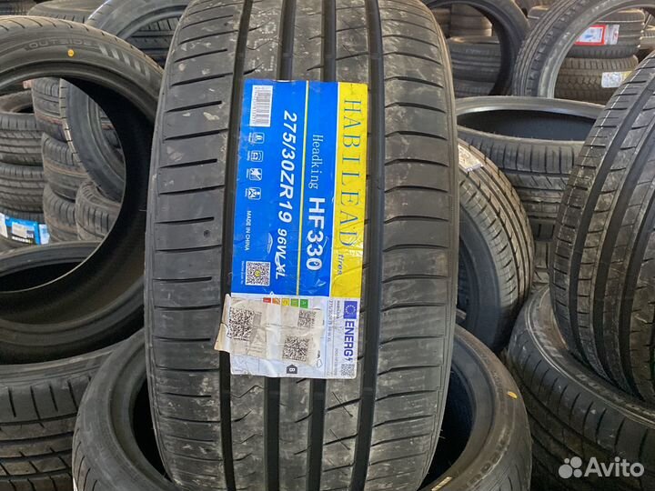 Kinforest KF-550 245/40 R19
