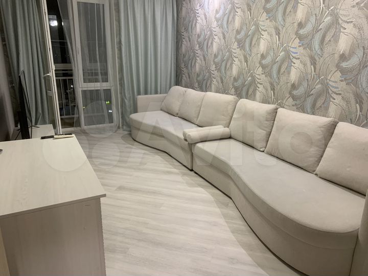 2-к. квартира, 60 м², 9/9 эт.
