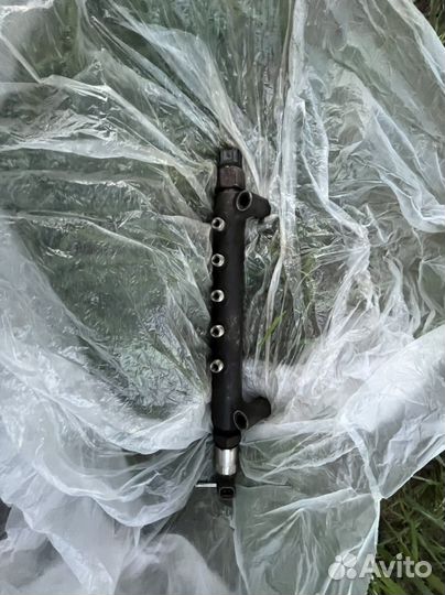 Топливная рампа Toyota Land Cruiser Prado 150