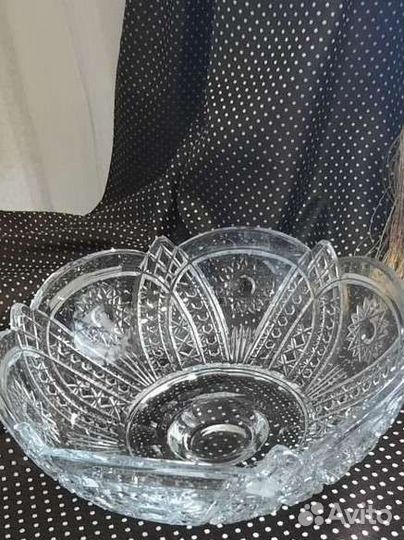 Ваза хрустальная высокая