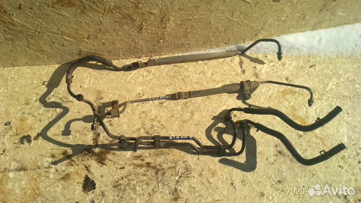 Хендай Старекс трубки гура