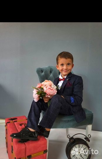 Костюм тройка для мальчика 110