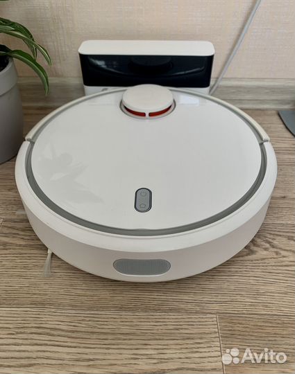 Робот-пылесос xiaomi mi robot vacuum cleaner