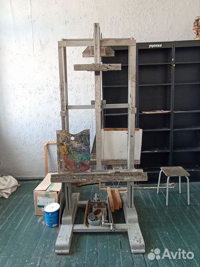 Профессиональный станковый мольберт