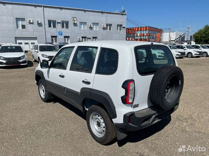 ВАЗ (LADA) Niva Travel 1.7 MT, 2024