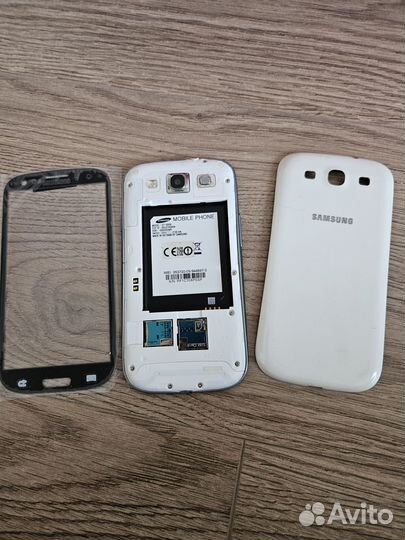 Samsung Galaxy S III GT-I9300, 32 ГБ