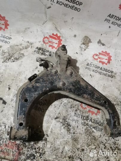 Рычаг подвески нижний передний правый Toyota Town