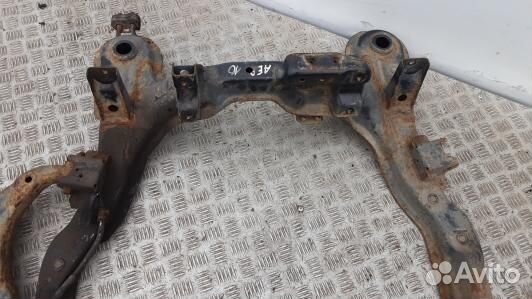 Балка подвески передняя KIA sportage 2 (AEA10P401)
