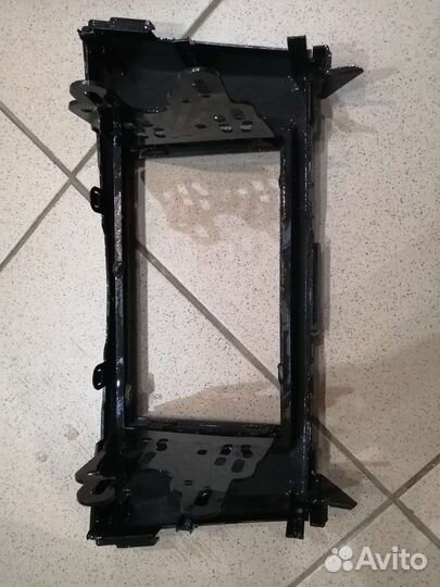 Панель под магнитолу Nissan