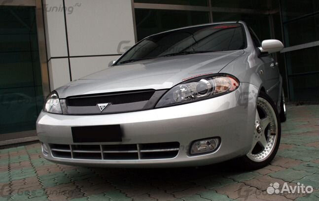 Решетка радиатора на Chevrolet Lacetti хетчбек