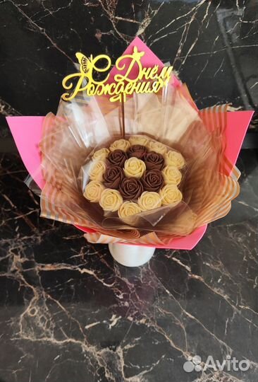 Букет из шоколадных роз, шоколад ручной работы