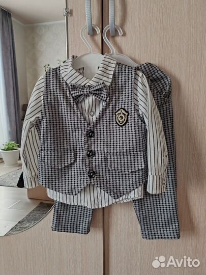 Костюм тройка для мальчика 80-86