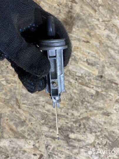 Личинка замка зажигания Toyota Carina E AT191L