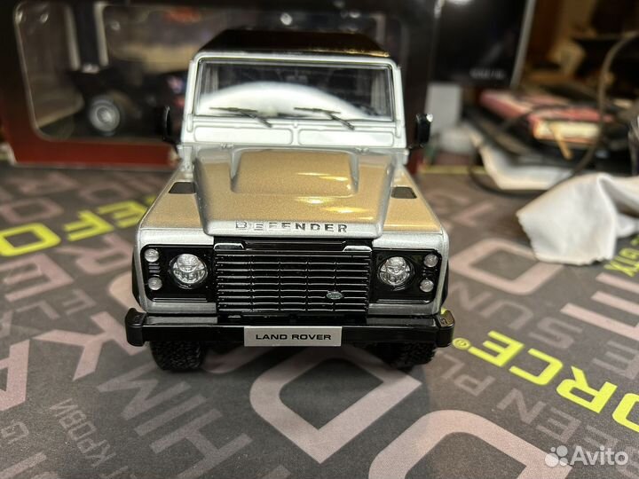 1/18 Land Rover defender 90, LCD