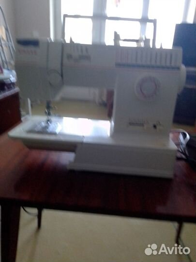 Швейная машинка зингер бу