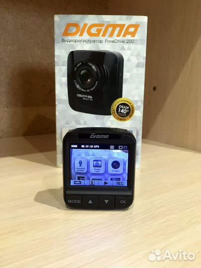 Видеорегистратор digma FreeDrive 200