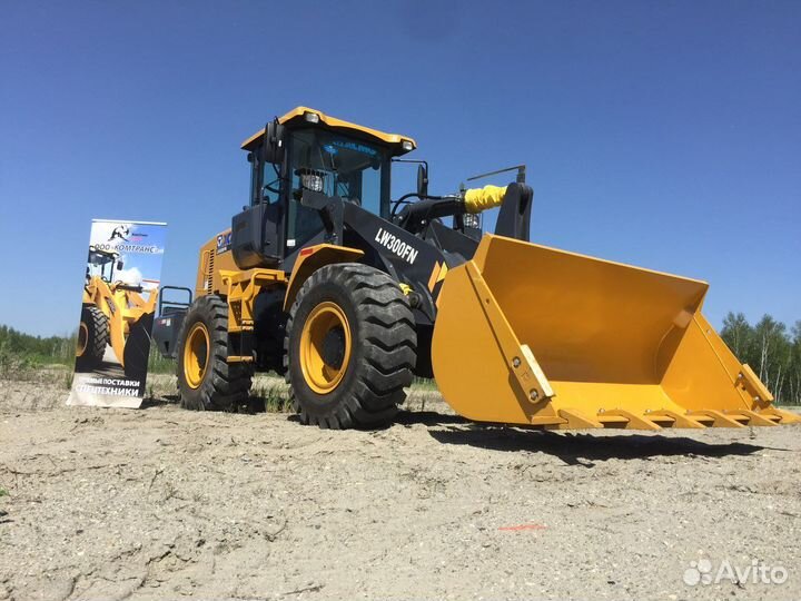 Фронтальный погрузчик XCMG LW300FN, 2024