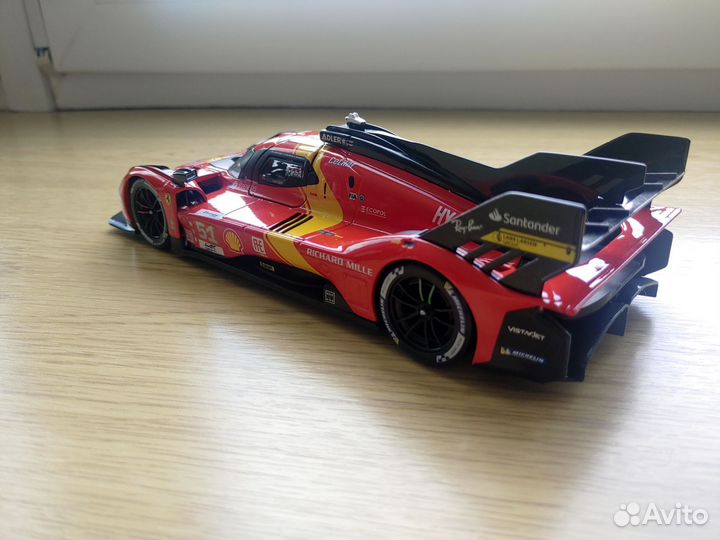 Коллекционная модель Bburago Ferrari 499p