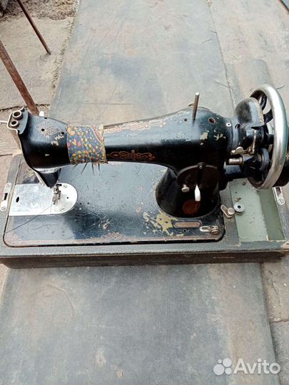 Швейная машинка. На запчасти