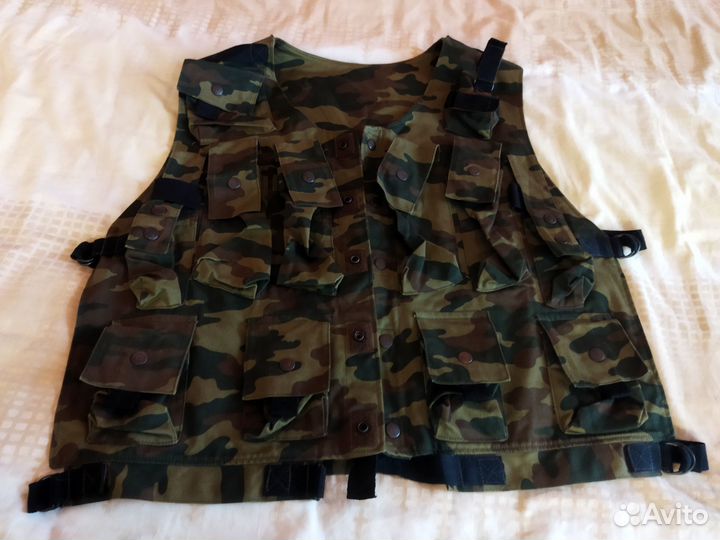 Жилет для рыбалки