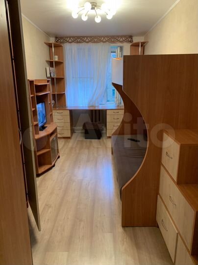 Комната 13 м² в 5-к., 2/5 эт.