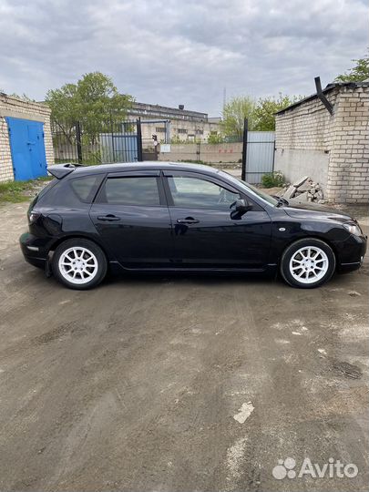 Mazda 3 2.0 МТ, 2005, 300 000 км