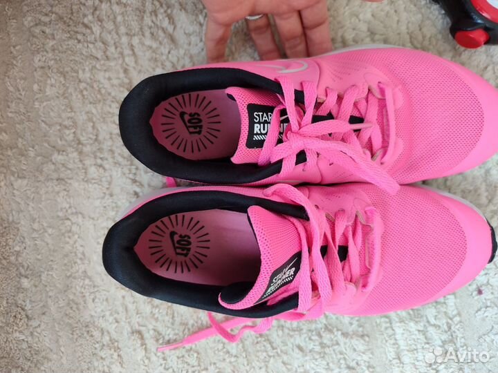 Кроссовки nike для девочки 35 (22,5)