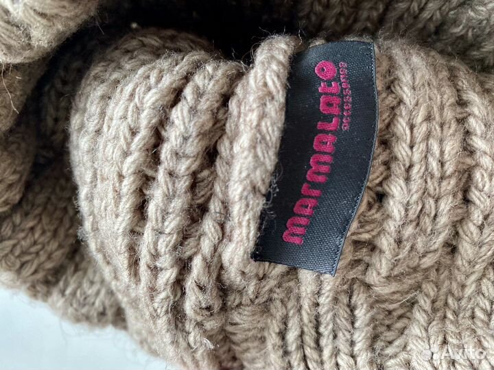 Шапка женская вязаная