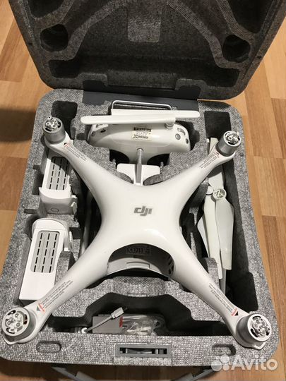 Квадрокоптер dji phantom 4