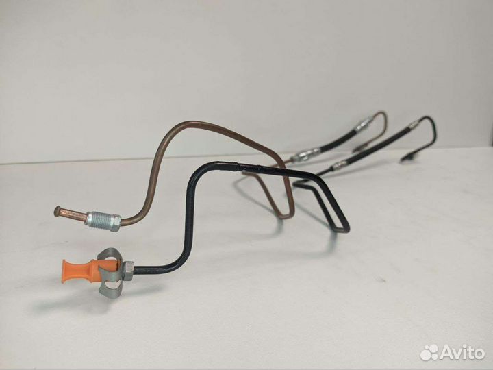 Тормозная трубка Рено Флюенс задняя правая