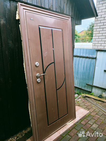 Дверь входная железная бу