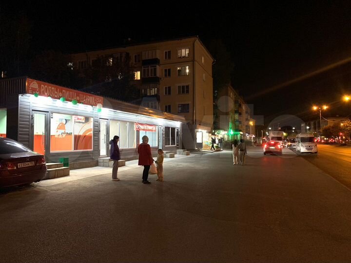 Торговая площадь, 33 м²