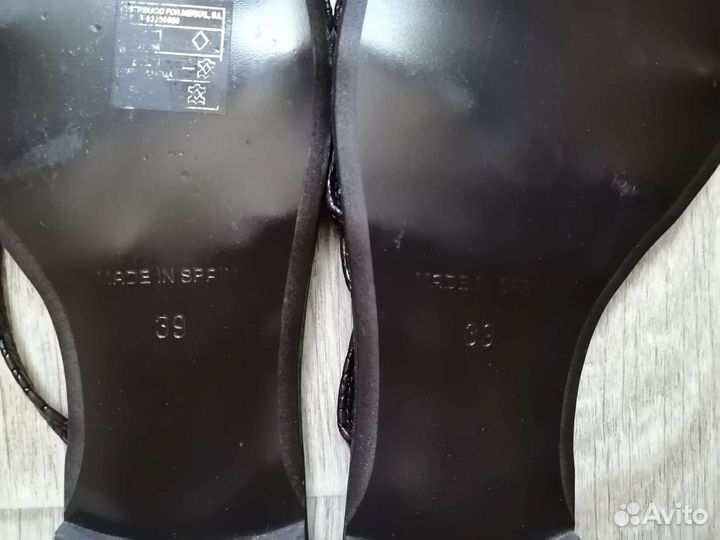 Босоножки женские