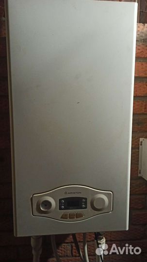 Газовый настенный котел Ariston egis plus 24 CF