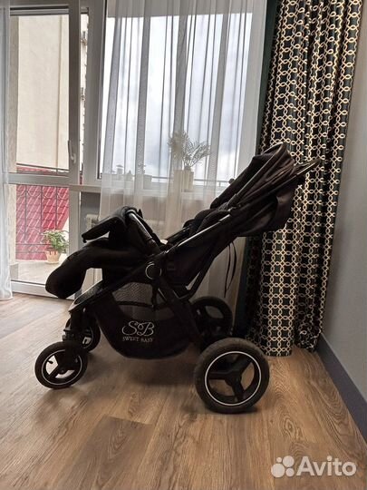 Коляска детская sweet baby