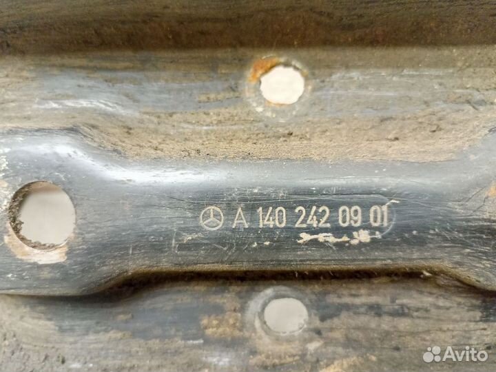 Кронштейн подушки двигателя