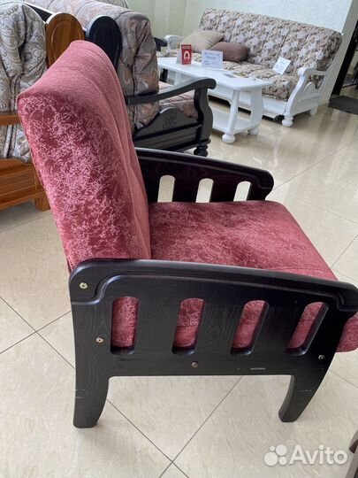 Деревянное кресло Ретро