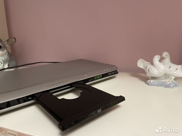 DVD-плеер Samsung DVD-P365