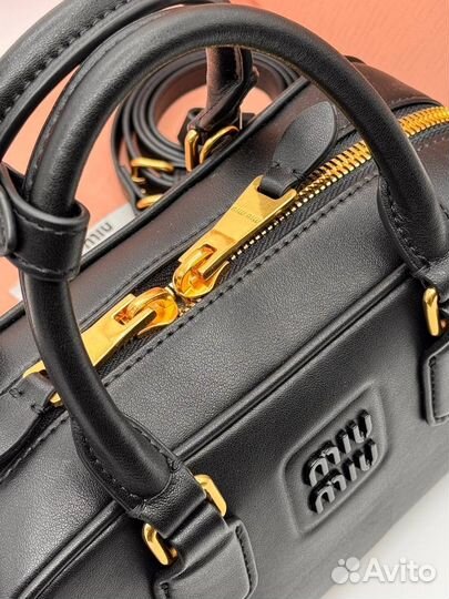 Сумка Miu Miu багет