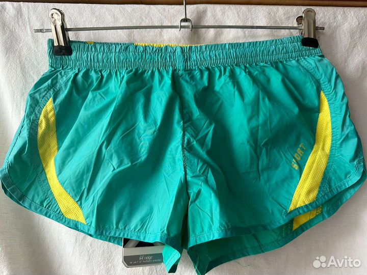 Шорты спортивные женские