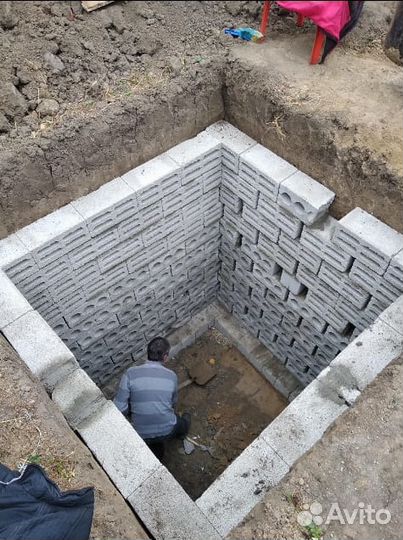 Копаем выгребные ямы